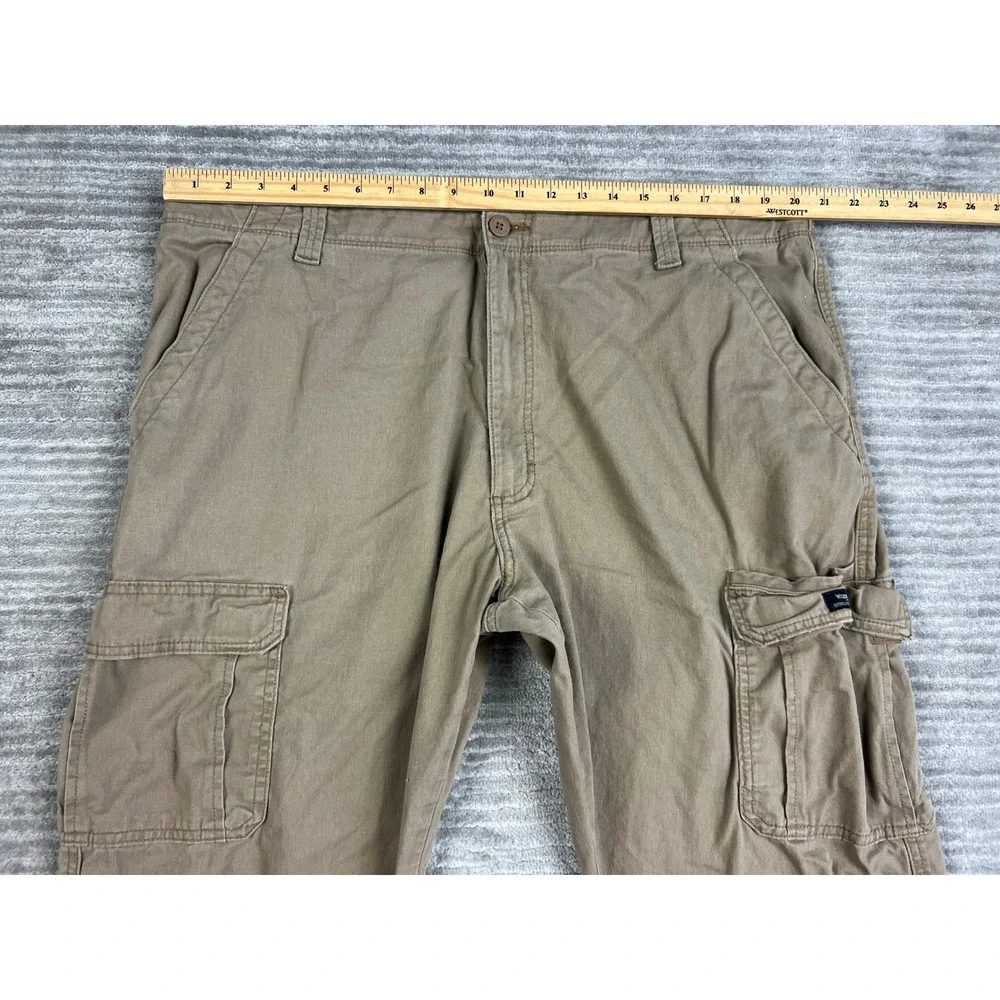 Wrangler Authentics Cargo Pants Men 42x29 Tan Straight Leg Stretch Twill Utility